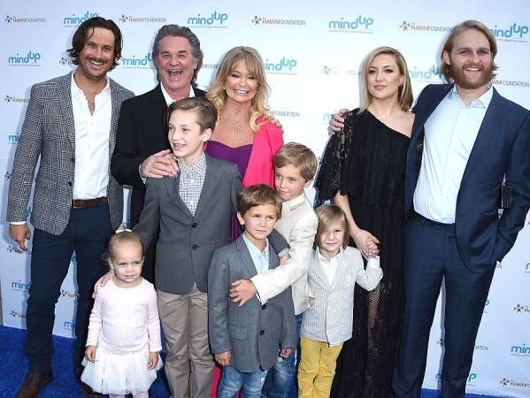 oliver hudson goldie family