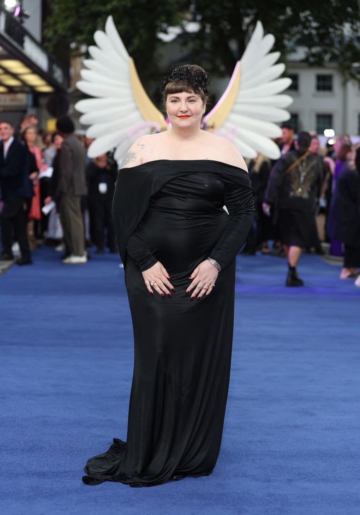 Lena Dunham attends the UK Premiere of "Catherine Called Birdy"  in a black dress