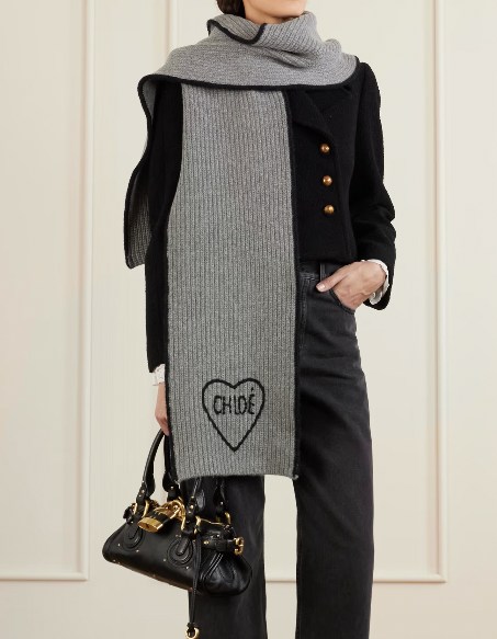chloe heart scarf