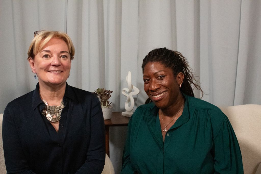 Jo Malone CBE avec Ateh Jewel du deuxième acte