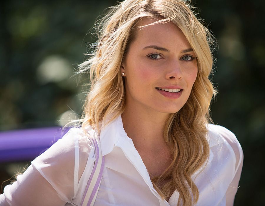 margot robbie in about time