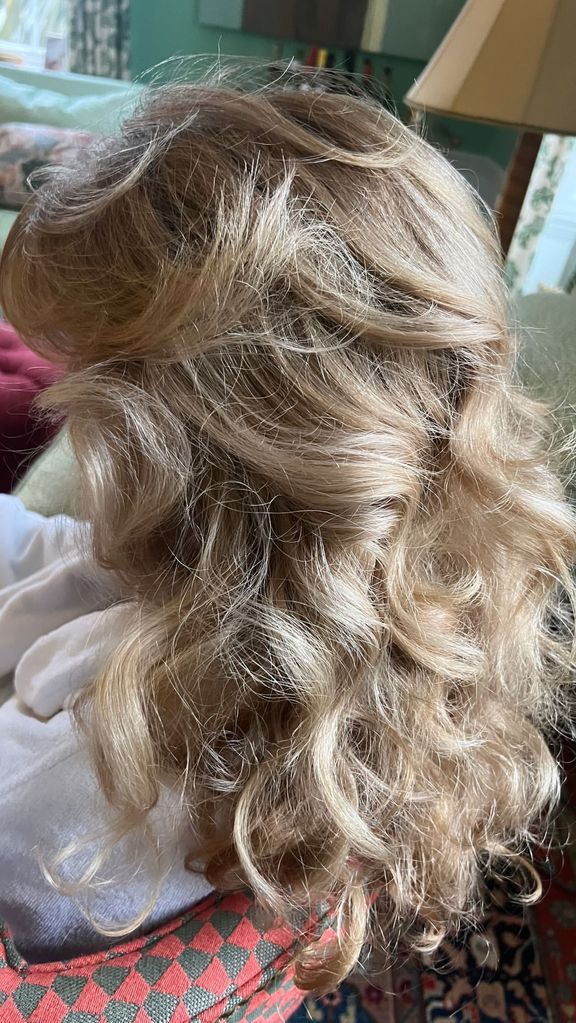 The doting mum-of-three shares her blonde hair with her children