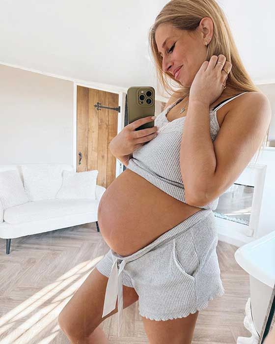 stacey solomon new bump picture