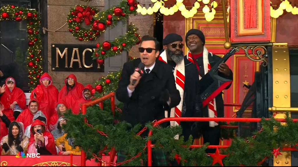 Jimmy and The Roots at the Macy's Thanksgiving Parade