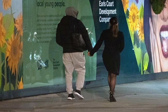 Jowita Przystal and Giovanni Pernice holding hands