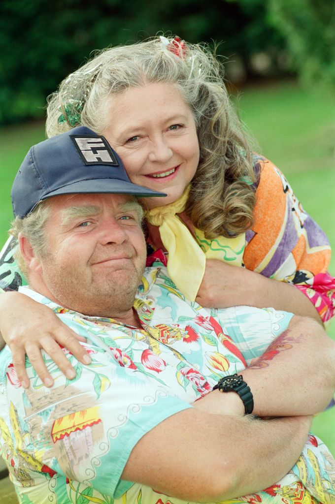 Photocall for new BBC production 'Keeping up Appearances'. Judy Cornwell and Geoffrey Hughes, 2nd August 1992. (Photo by Dick Williams/Mirrorpix/Getty Images)