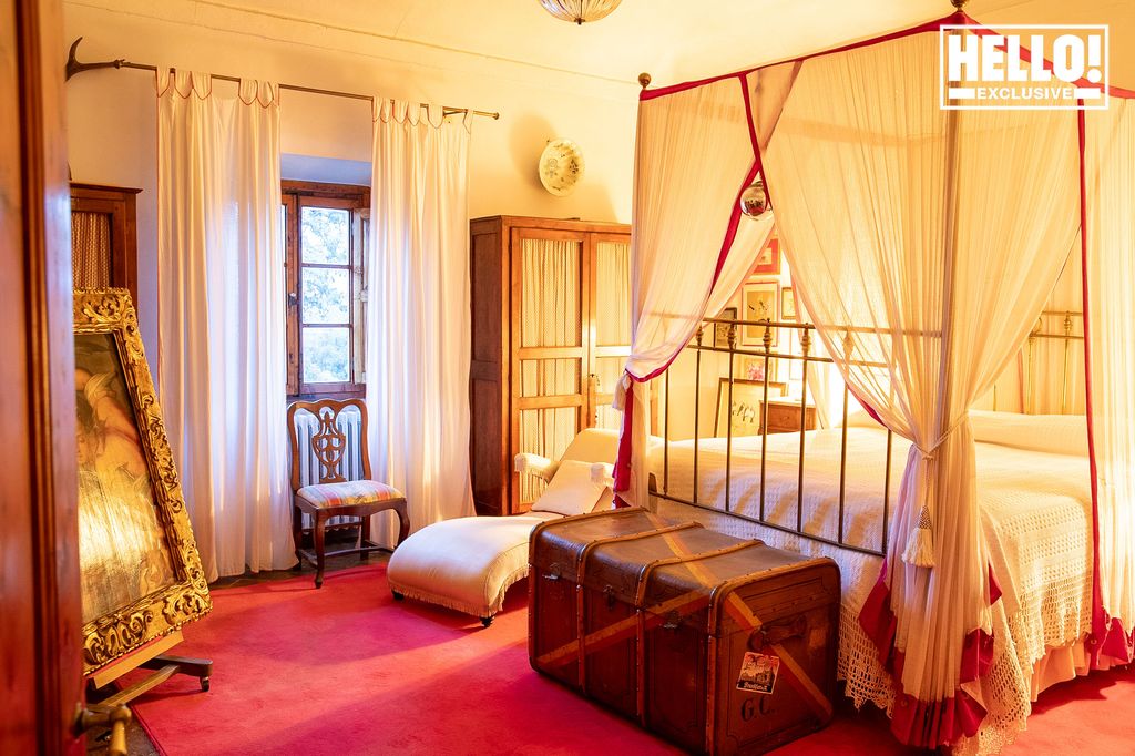 Castello Sonnino bedroom