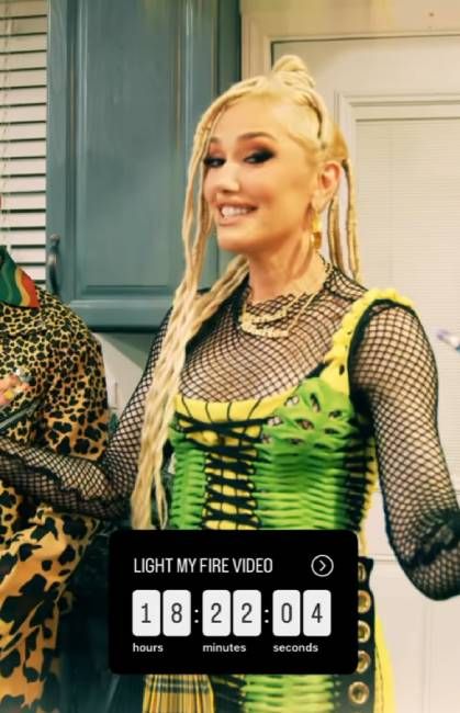 Gwen Singer Nude - Gwen Stefani barely protects her modesty in daring gold top - and you  should see her hair | HELLO!