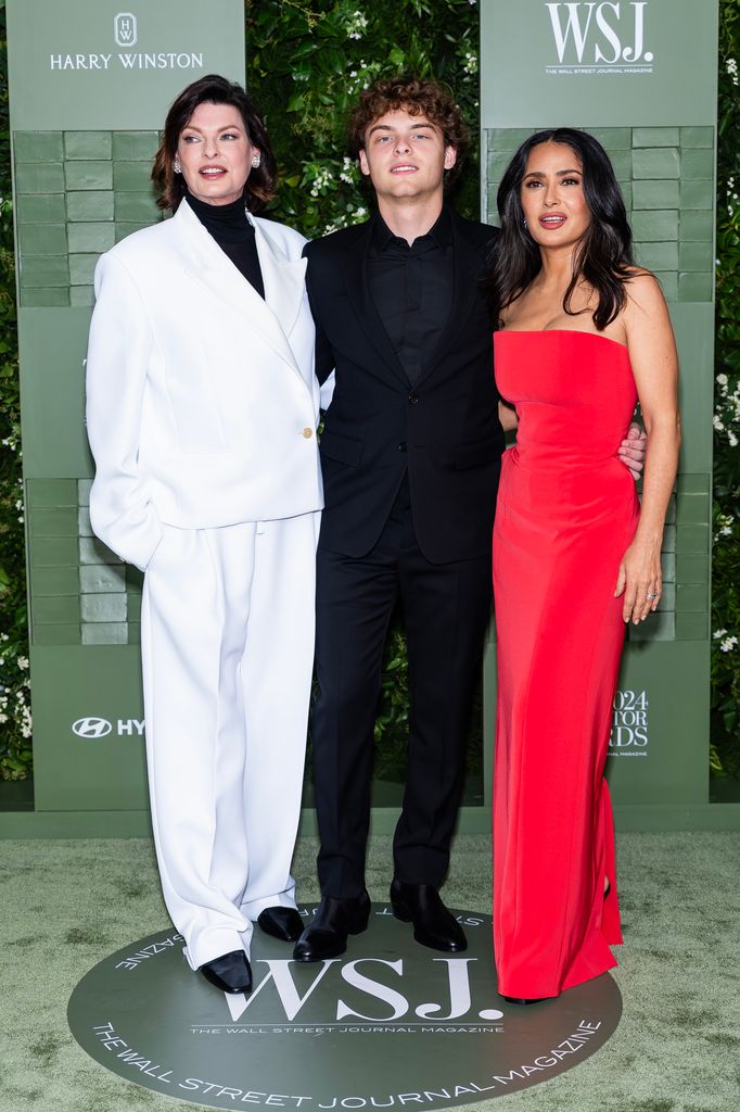 Linda Evangelista Salma Hayek pose with linda's teen son