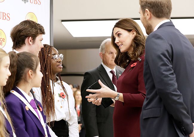 kate middleton shows off baby bump at place2be