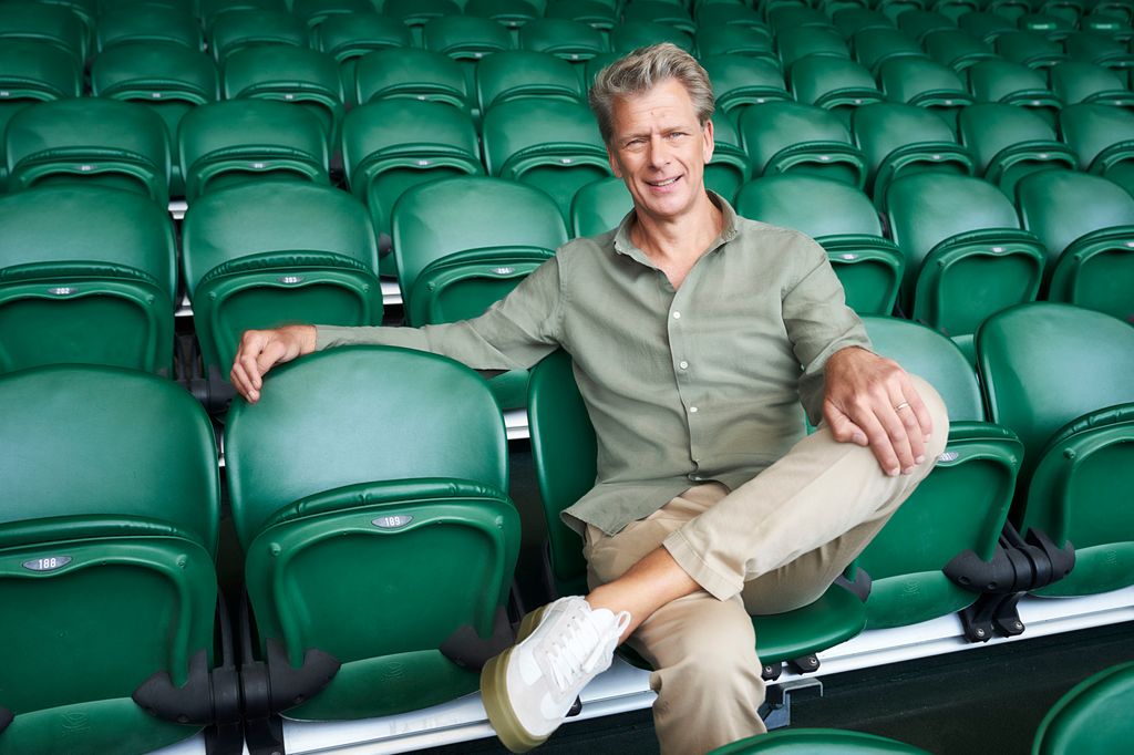 Andrew Castle is a commentator for Wimbledon 2024