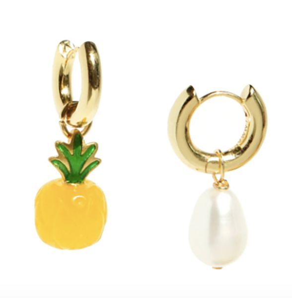 IMMANNY Fruit and pearl asymmetrical hoop earrings