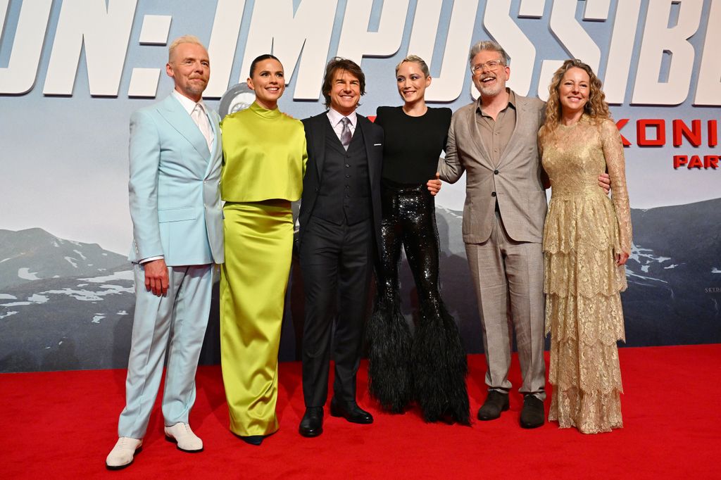  (L-R) Simon Pegg, Hayley Atwell, Tom Cruise, Pom Klementieff, Christopher McQuarrie and Heather McQuarrie attend the Abu Dhabi Red Carpet 