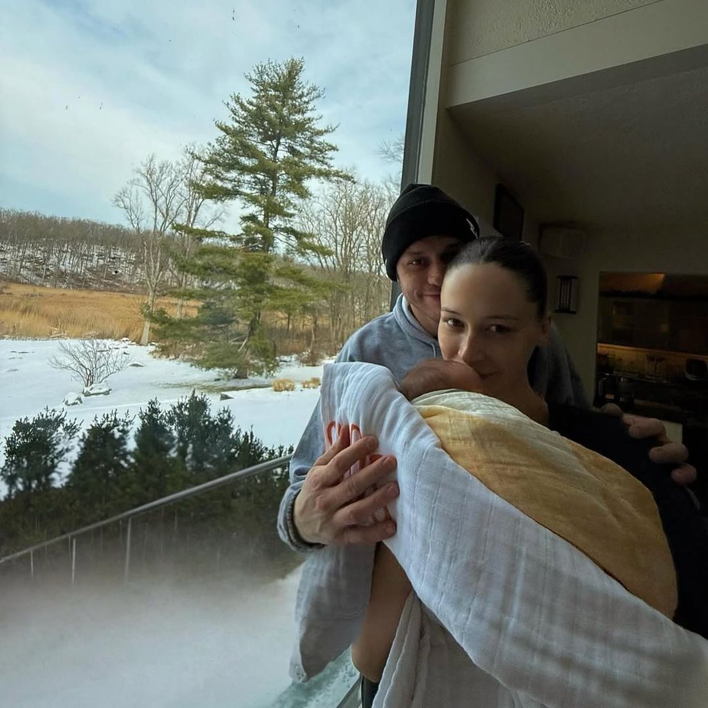 pete davidson elsie hewitt baby daughter announcement