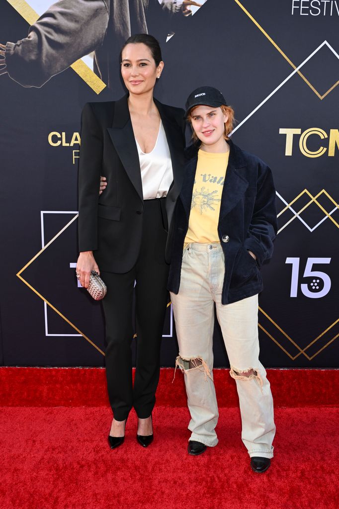 Emma poses with Bruce's daughter Tallulah Willis