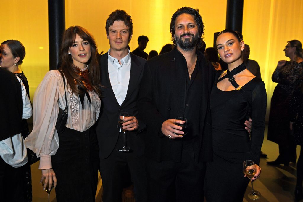 Une photo de Daisy Edgar Jones et Lily James 