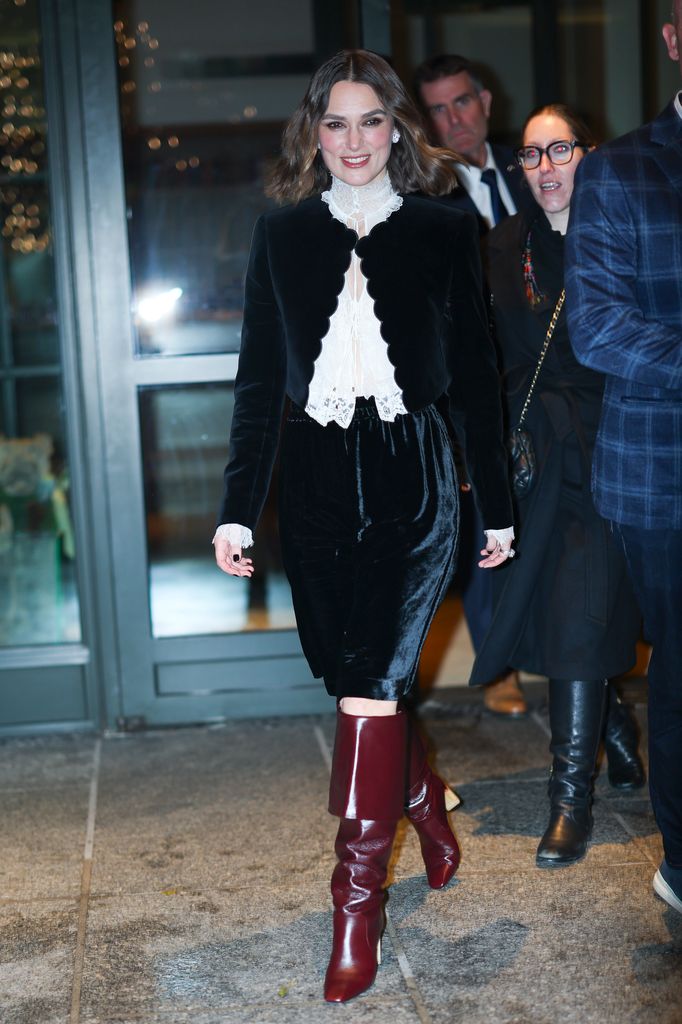 Keira knightly in burgundy boots