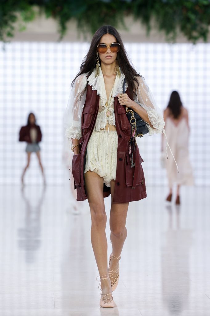 A model walks the runway during the Chloe Womenswear Spring-Summer 2025