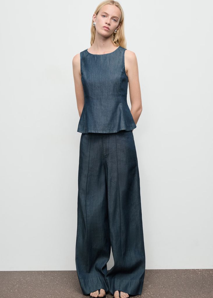 Denim crop top
mango 