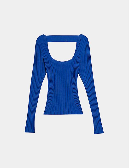 blue knitted top