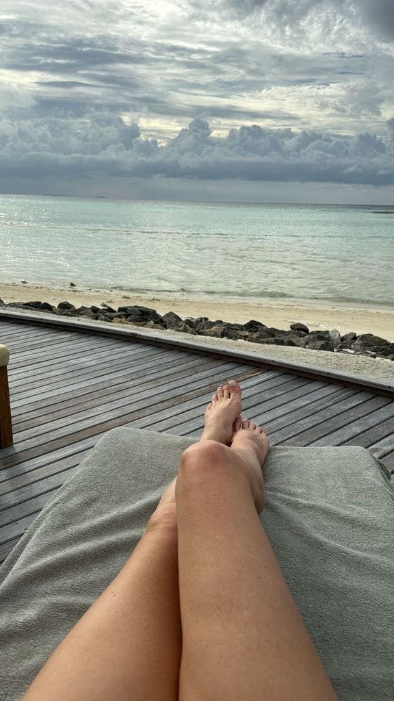 Catherine Zeta-Jones shares a photo from her seaside vacation on her Instagram Stories