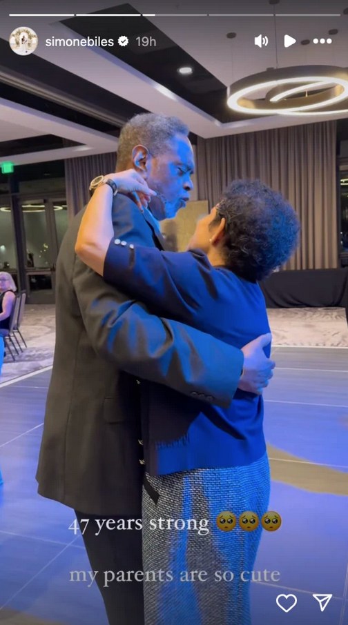  Simone biles parents Ronald and Nellie Biles dancing