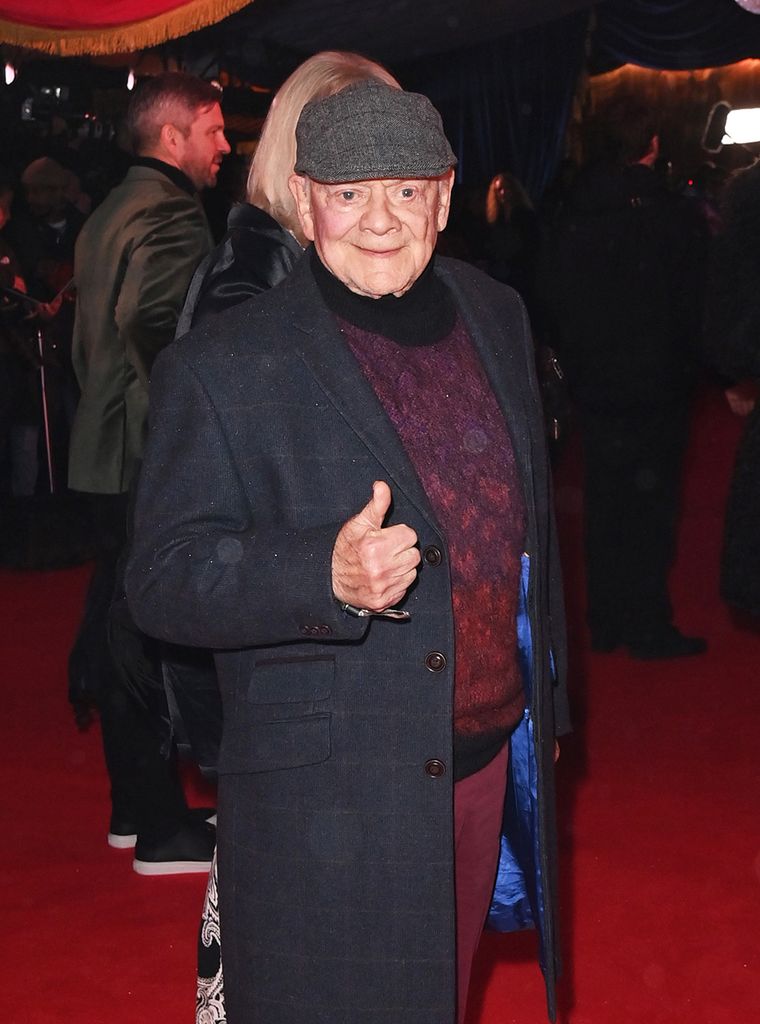 David Jason gives the press a thumbs up on the red carpet 