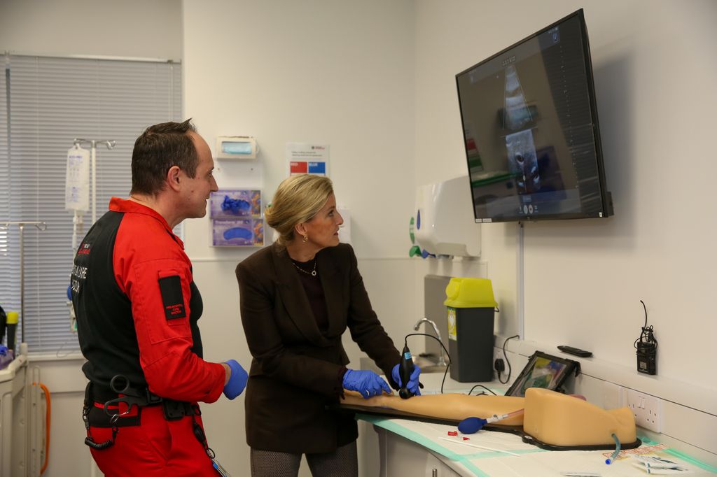 The Duchess meets Doctor Asher Lewinsohn and gets hands on with the equipment used to train crew to deliver complex procedures such as arterial lines and airway management