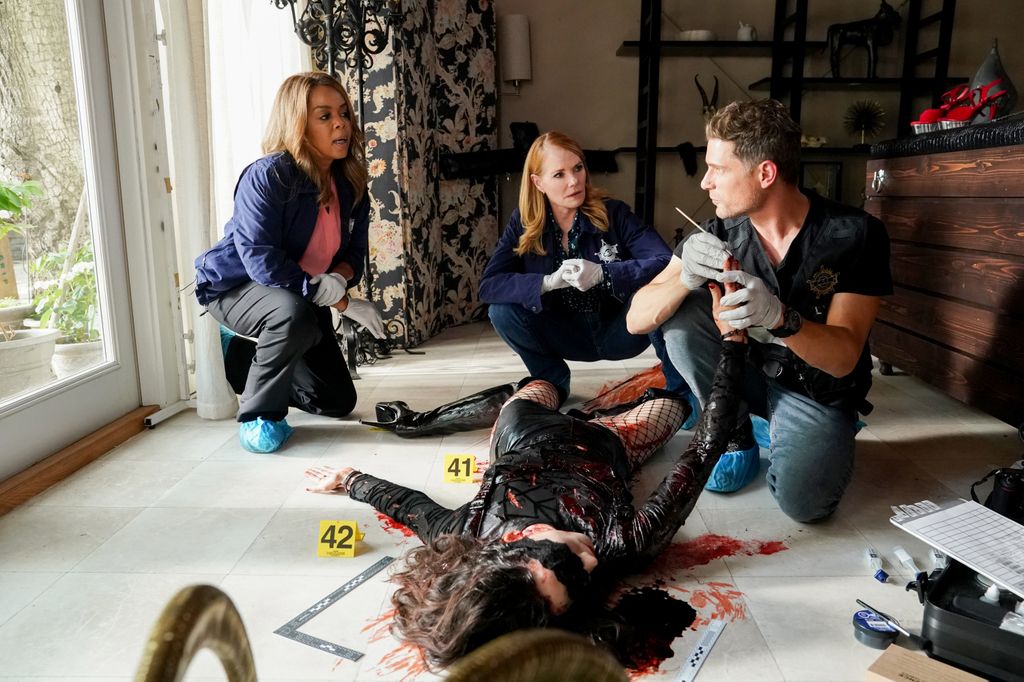 Paula Newsome as Maxine Roby, Marg Helgenberger as Catherine Willows, Matt Lauria as Josh Folsom and Devyn LaBella as Lynn Zobrist in CSI Vegas