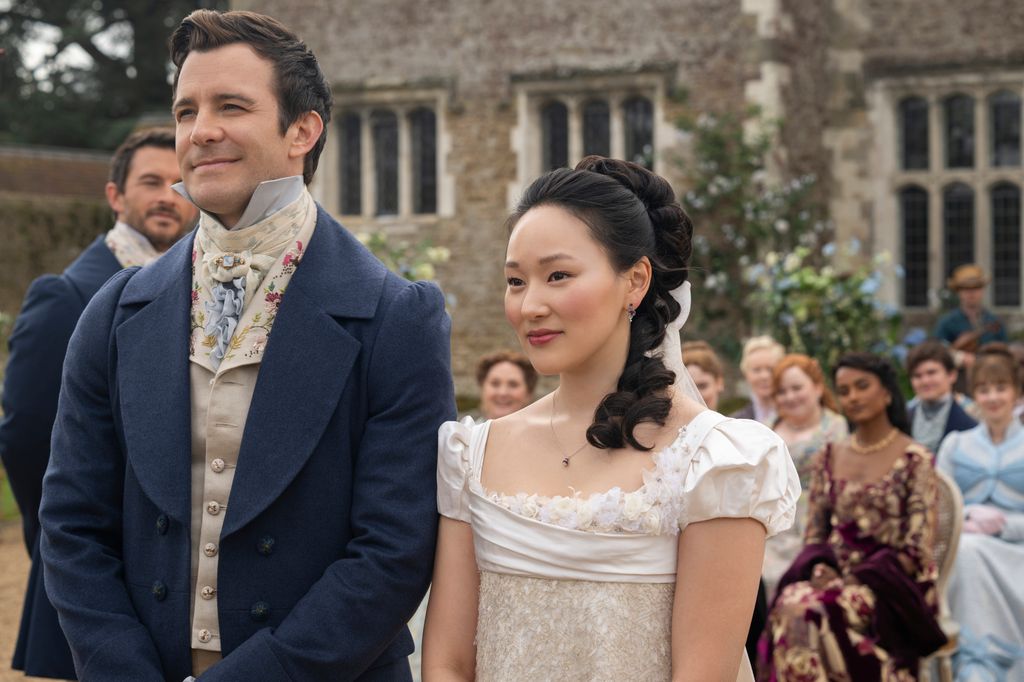 Les fans de la saison 4 de Bridgerton sont « tellement confus » après une scène post-générique cachée clé 2 La scène cachée ramène les spectateurs au chalet