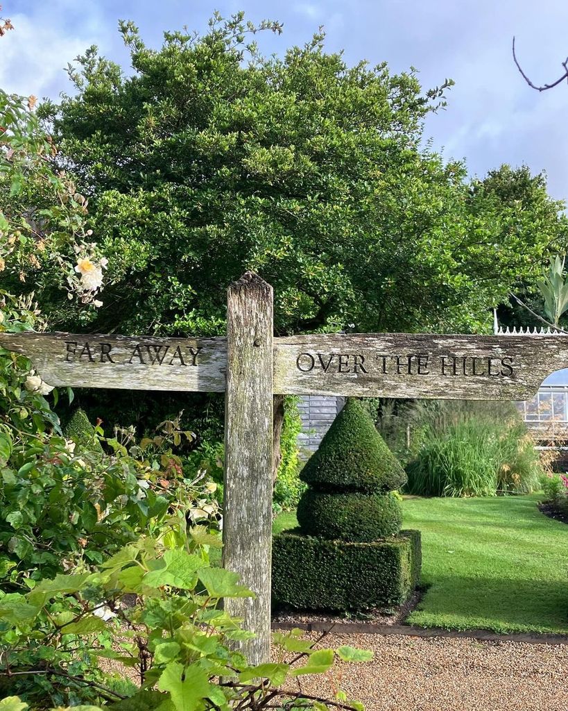 Alan Titchmarsh's beautiful garden at his Hampshire home