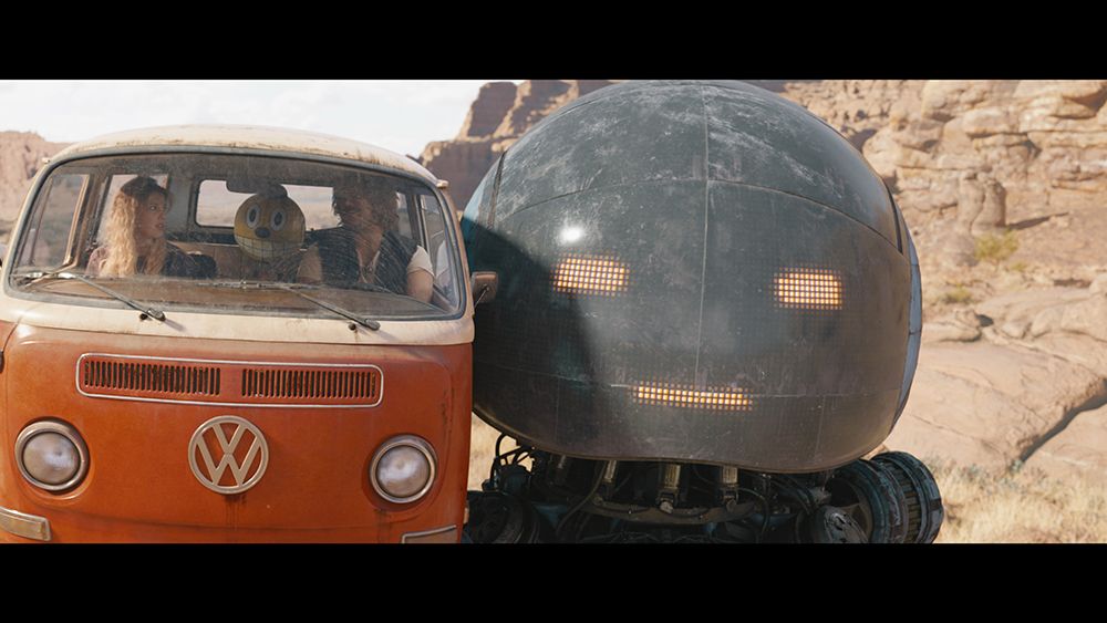 Millie Bobby Brown and Chris Pratt in a still from The Electric State