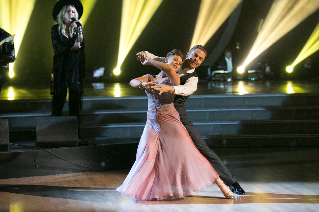 bindi irwin derek hough dancing with the stars