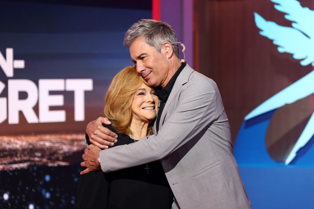 Ann-Margret and Eric McCormack are seen during Project Angel Food's Lead With Love 6 - A Fundraising Special at KTLA 5 on June 28, 2025 in Los Angeles, California.