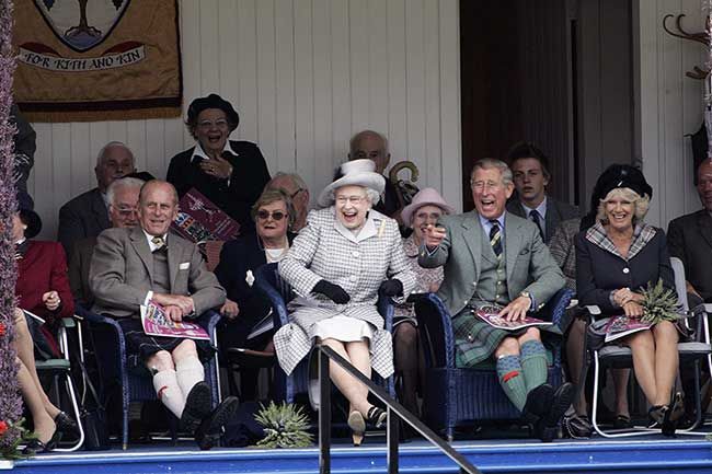 The whole royal family start to giggle