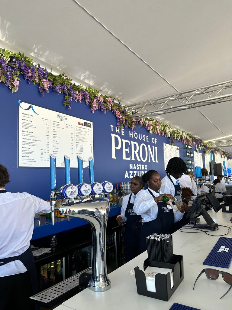 bar at ascot