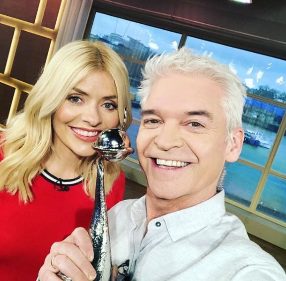 holly willoughby 4z