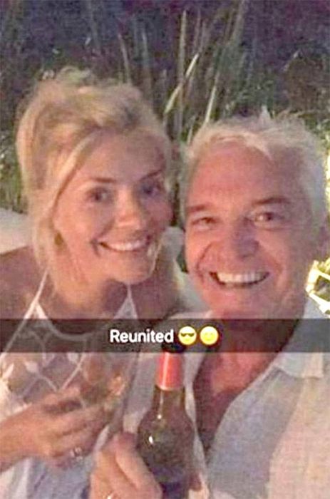 holly willoughby and phillip schofield on holiday in portugal snapchat1