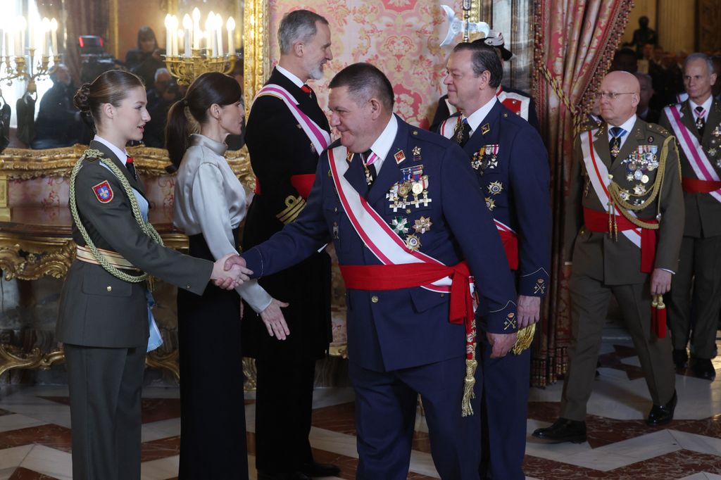 Princess Leonor shaking hands with high-ranking military officers during the 'Pascua Militar' military ceremony 