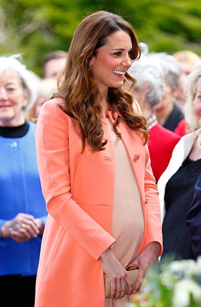 kate middleton pregnant prince george second wedding anniversary