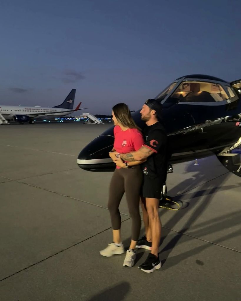 aryna sabalenka boyfriend georgios frangulis plane