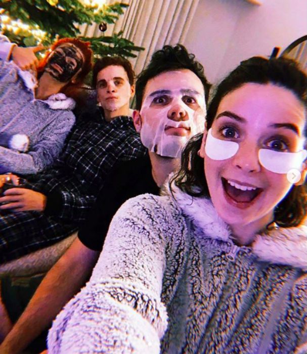 joe sugg dianne buswell holiday treehouse