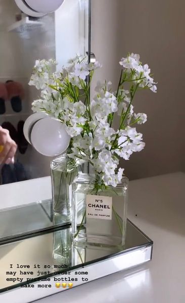 DIY Perfume Vase: Upcycle the Bottle and Display Your Bouquet