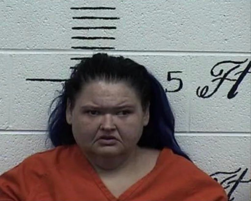 1000lb Sisters' Amy Slaton arrested as mugshot is revealed | HELLO!