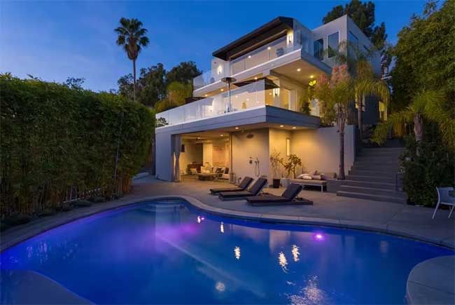 Harry Styles Sunset Strip home