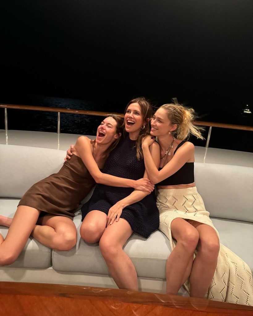 Beatrice (right) with Dasha Zhukova Niarchos (middle) and Camille Rowe