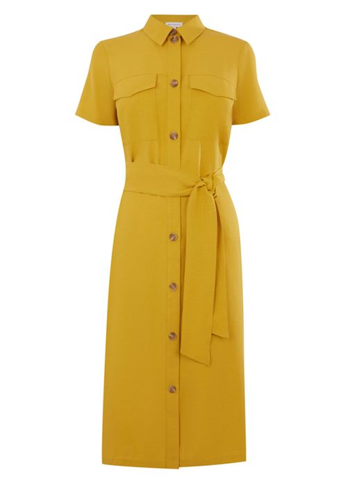 Lorraine Kelly's yellow shirt dress has spring style written all over ...