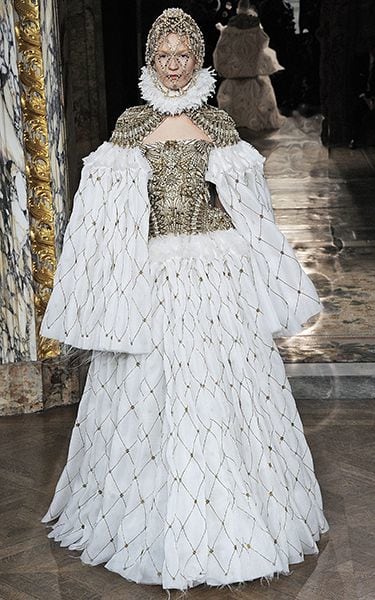 The 11 best Alexander McQueen runway moments of all time | HELLO!