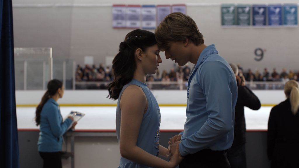 What are viewers saying about Finding Her Edge?