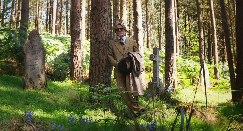 Daniel Craig as Benoit Blanc